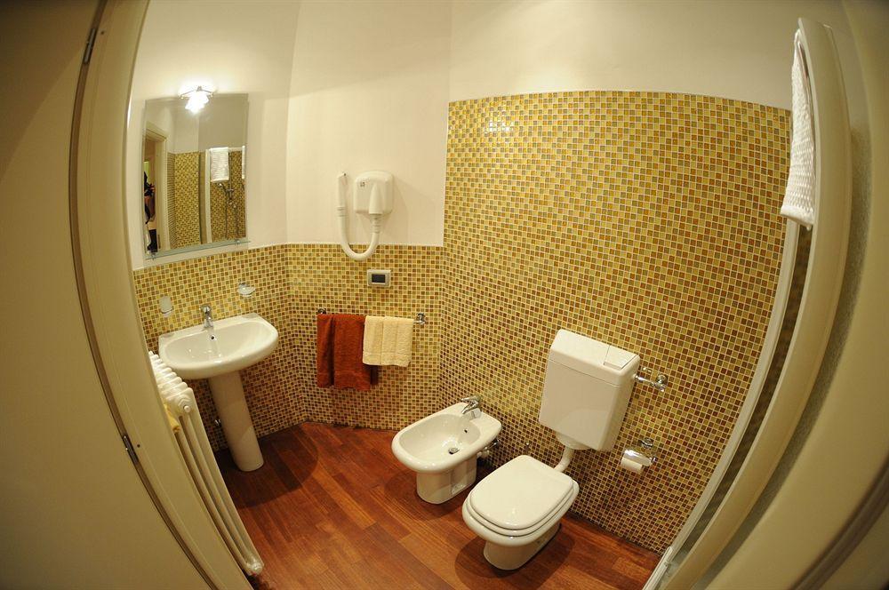 Santa Caterina Hotel Bergamo Eksteriør billede